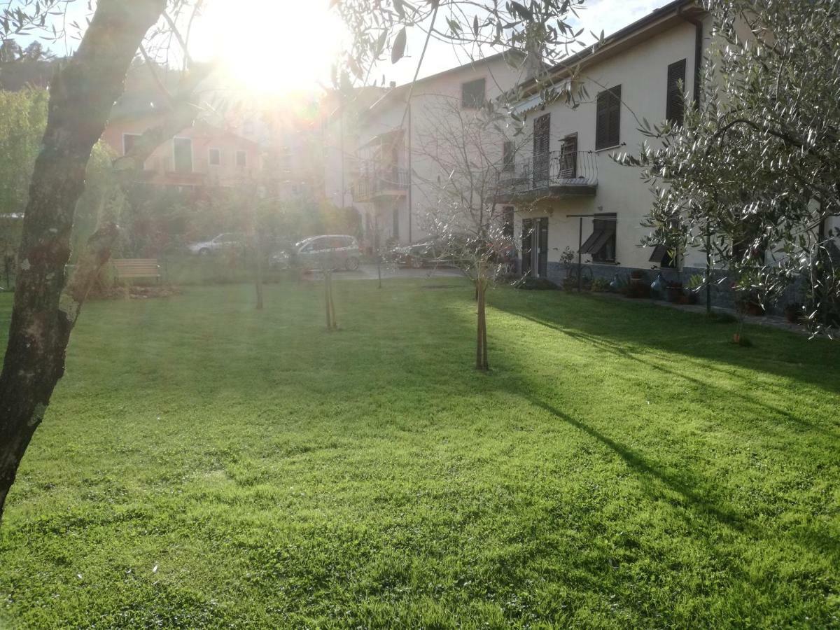 B&B La Damigiana Fioi Piano di Follo Exterior photo
